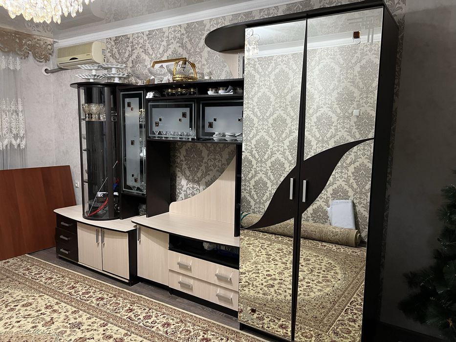 Гарнитур стенки для гостинный