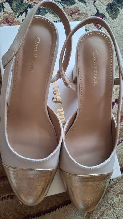 Vand pantofi dama marimea 38