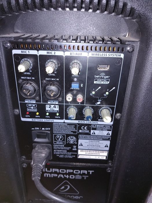 Boxa Behringer ca noua