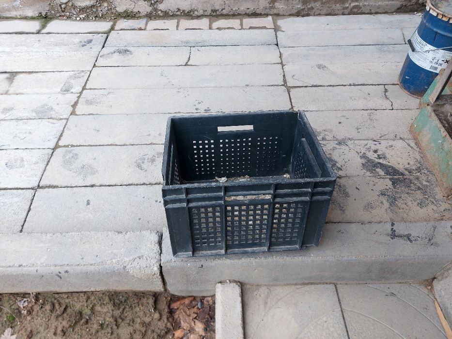 Ящик пластмасовый