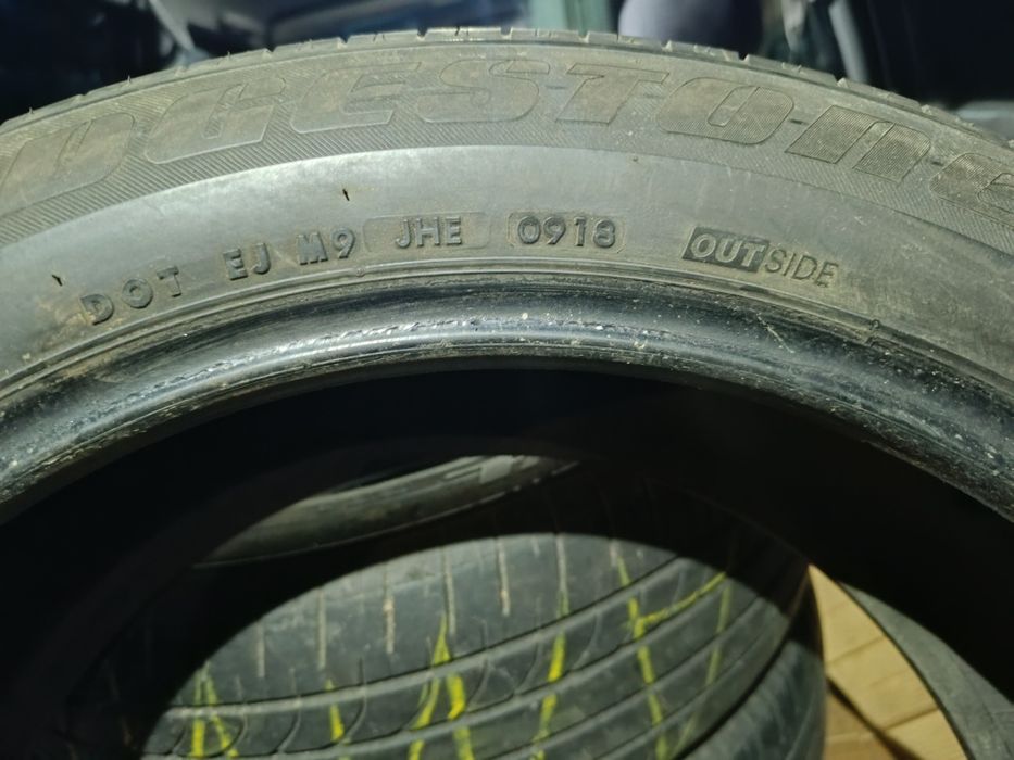 Продам резину 235 55 r20