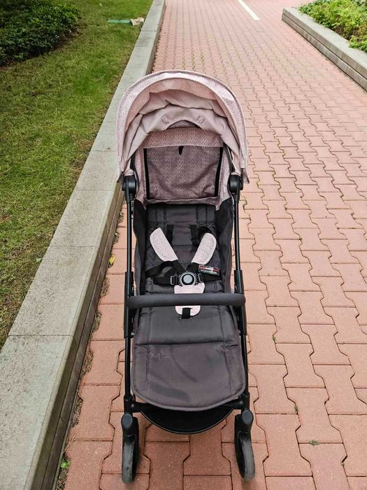 Сгъваема бебешка количка Mast M2 Couture