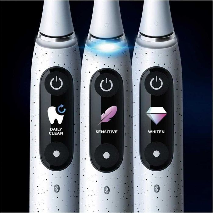 Електрическа четка Oral-B iO Series 10 - Stardust White