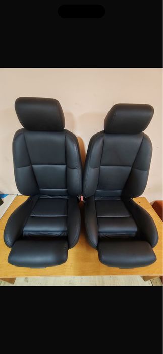 Продам Сиденья bmw e36