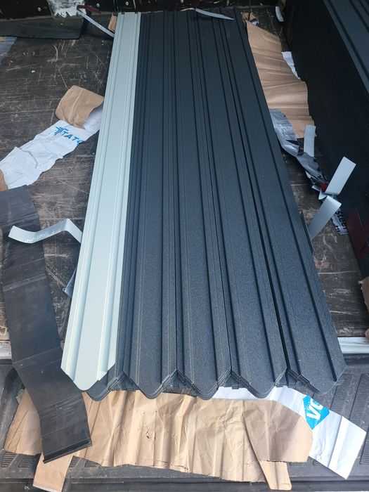 Vand sipca de gard metalica gri mat maro mat și maro lucios 0.5 gr