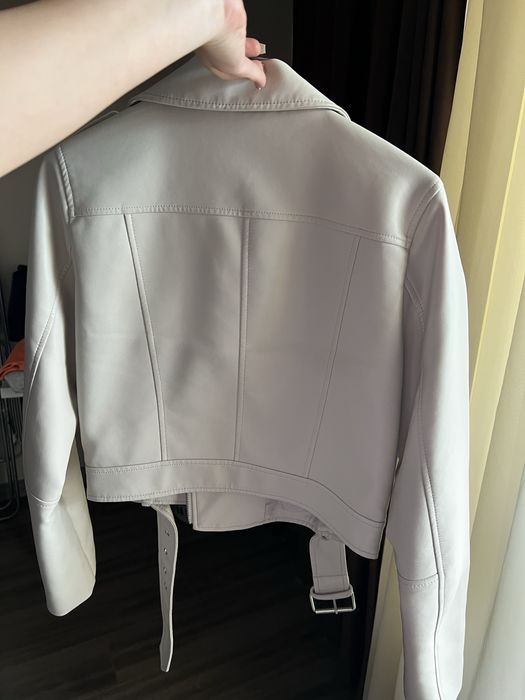 Кожено яке Stradivarius