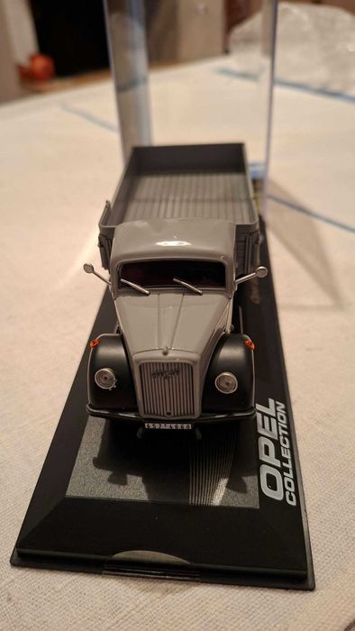 Opel Bitter + Opel Blitz 1:43