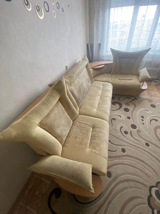 Продам диван,СРОЧНО