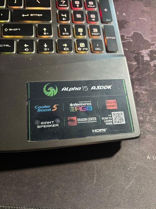 Laptop Gaming MSI Alpha 15 – Ryzen 7, RX 5500M 4GB, 32GB RAM, 144H