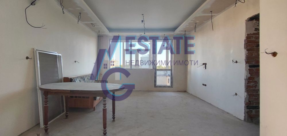 Продава се Двустаен апартамент в Бургас, Зорница - 60 кв.м за 1592 €/кв.м - Снимка #5