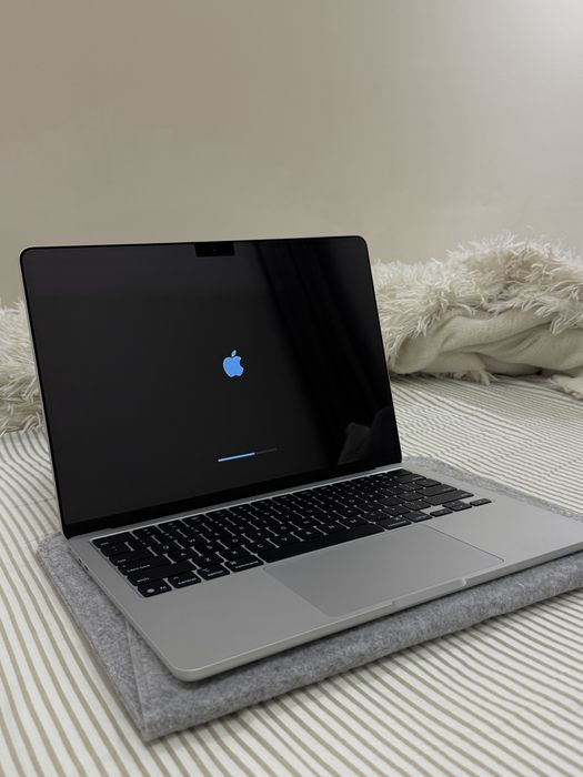 Macbook air 2025 m4 256gb