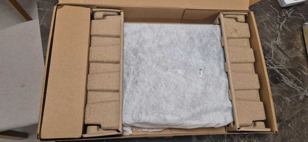 Лаптоп Acer Aspire 3, AMD Ryzen 5, 8GB (използван, добро качество)