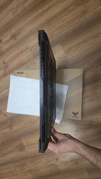 Asus TUF Gaming F17 FX706HM