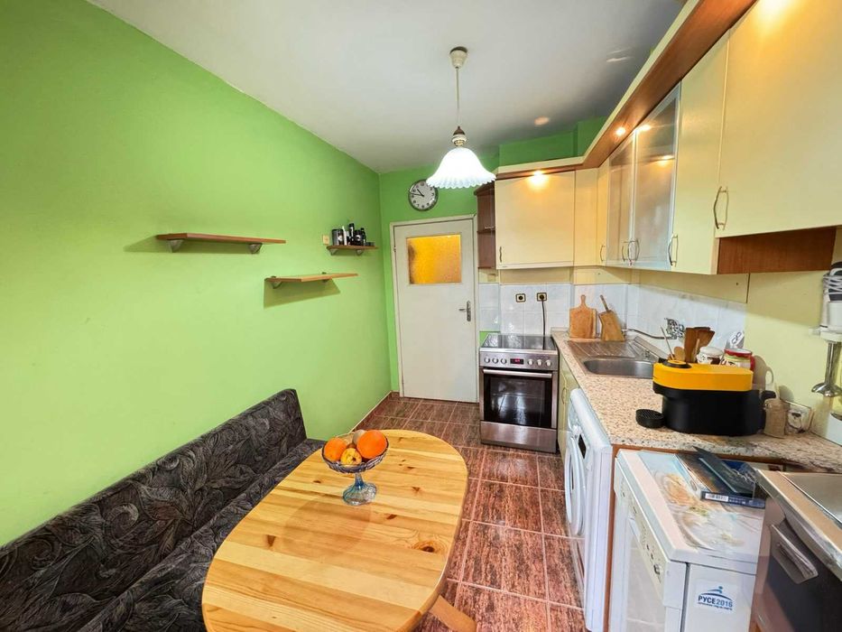 Продава се Двустаен апартамент в Русе, Център - 79 кв.м за 1456 €/кв.м - Снимка #3