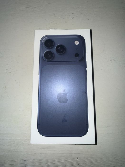 Iphone 17 pro 256gb Deep blue
