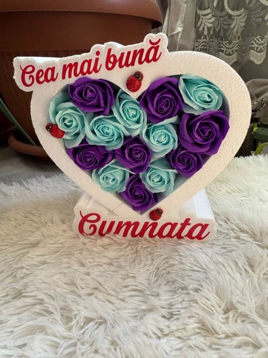 Aranjamente personalizate pentru persoanele dragi