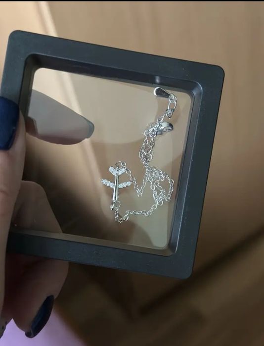 Серебряный браслет+ футляр с коробкой в подарок, и смешная вывеска в т