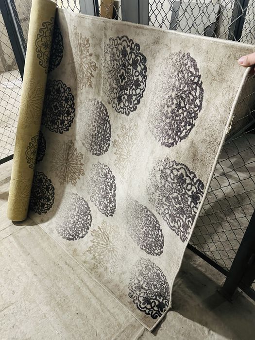 Продам шелковый ковер 1,5х5