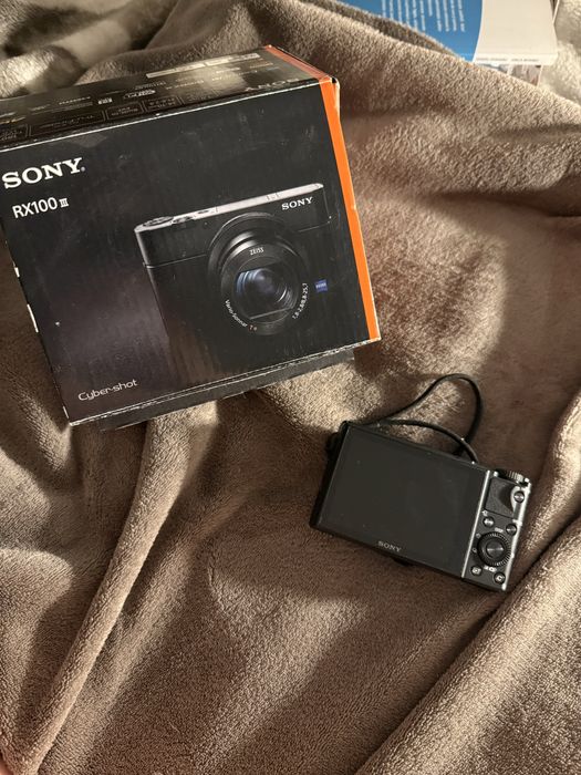 Aparat Foto Sony RX100M3