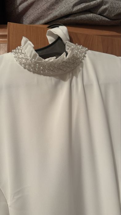 Продам белое платье