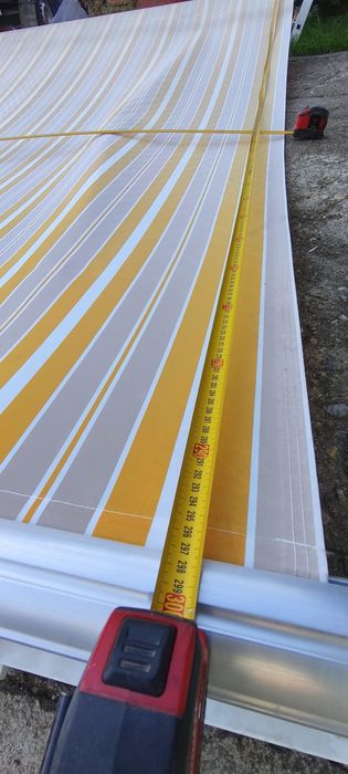 Copertină retractabilă 3.8 ml --- 3 ml folosită