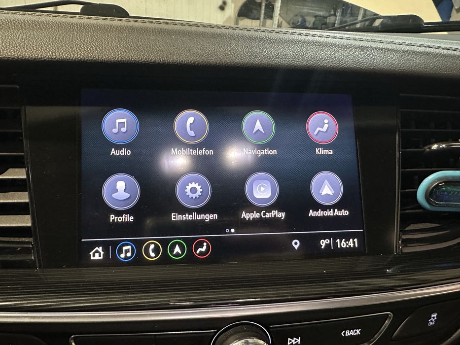 Навигация за Опел Инсигния B