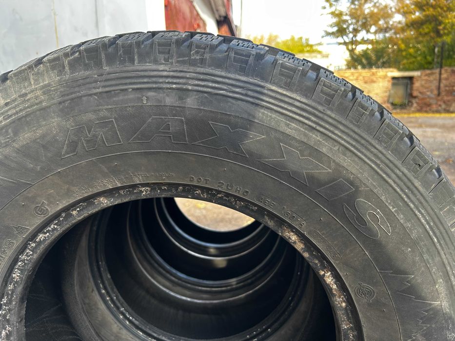Шины зимнее MAXXIS Presa SUV