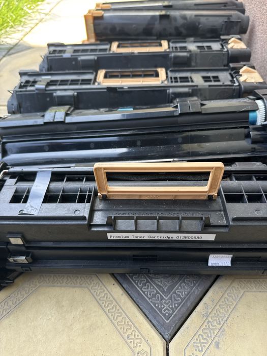 Продам картридж xerex