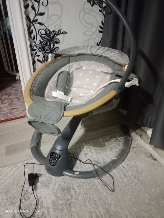 Детский электрический шезлонг