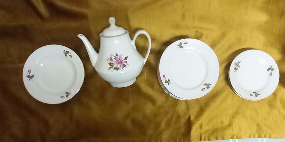 Български порцелан-плата,чинии за допълване,сервиз