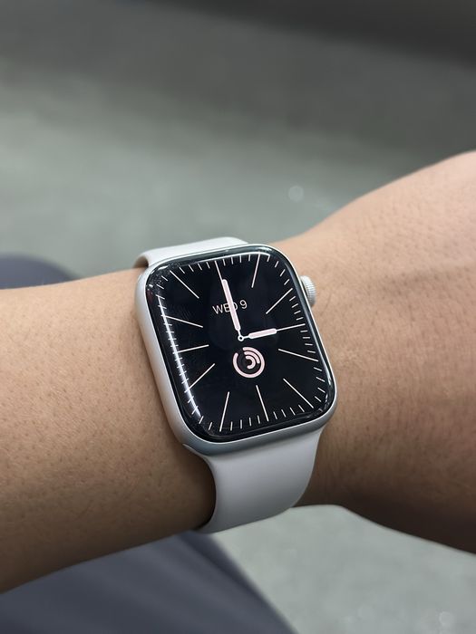 Apple watch 9 45mm Starlight 100% yomkist