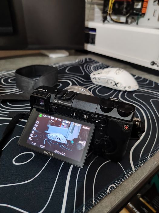 Sony NEX-7 + 3 объектива + 64gb