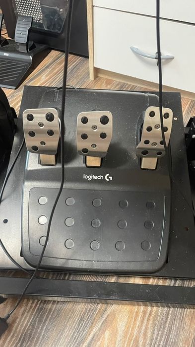 Volan Logitech sistem simulator joc