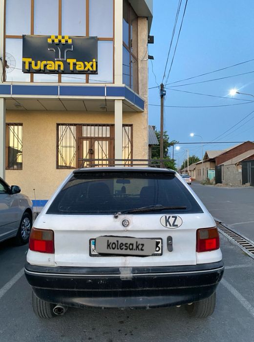 Машина на ходу все целое