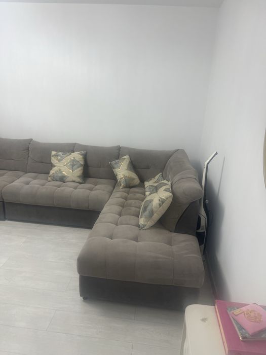Vind apartament cu 2 camere ,ani constructie2023