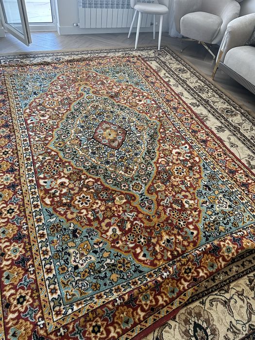 Продам шерстяной ковер/ палас