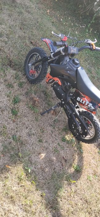 Vând cross 49cc  stare perfecta de funcționare
