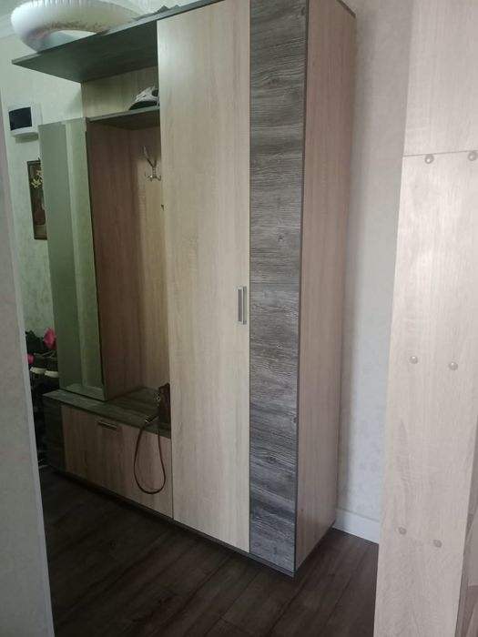Продам прихожую самовывоз