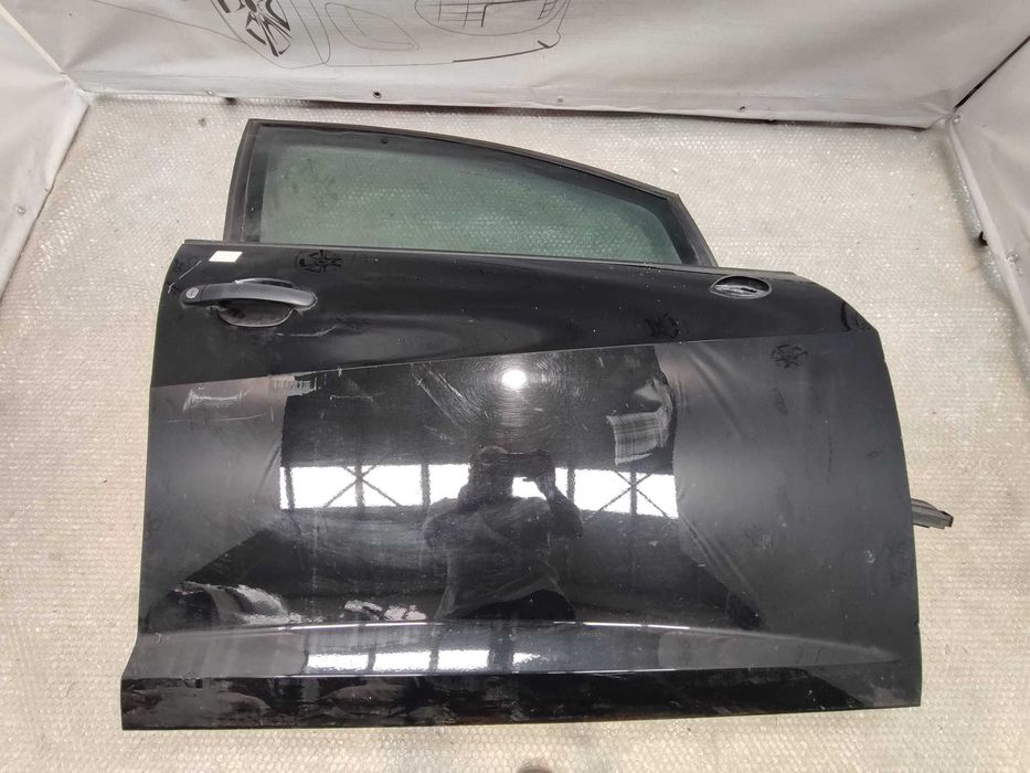 Ușă Față Dreaptă Seat Ibiza IV 6J, 6P Hatchback Negru Cod Culoare L8 / Z9Y 2013 / [2008-2017] / 6J4831056 (2D)