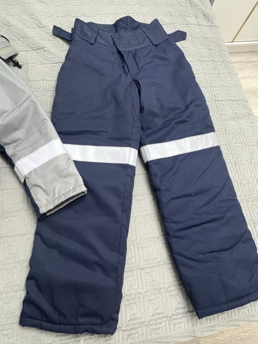 Продается зимняя спец одежда!