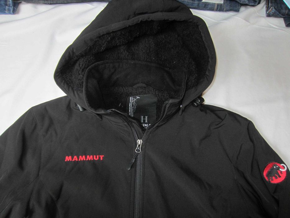 Geaca dama inscriptionata Mammut,masura L,stare buna,vezi DESCRIEREA