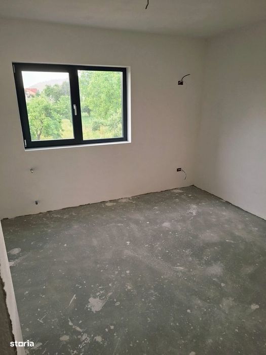 Casă / vilă la preț de apartament !