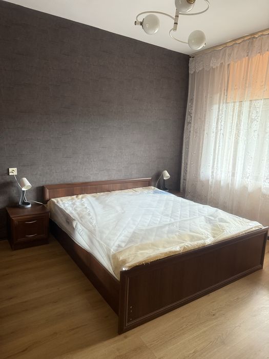 Дава се под наем Тристаен апартамент в Перник, Център - 70 кв.м за 357 € - Снимка #11