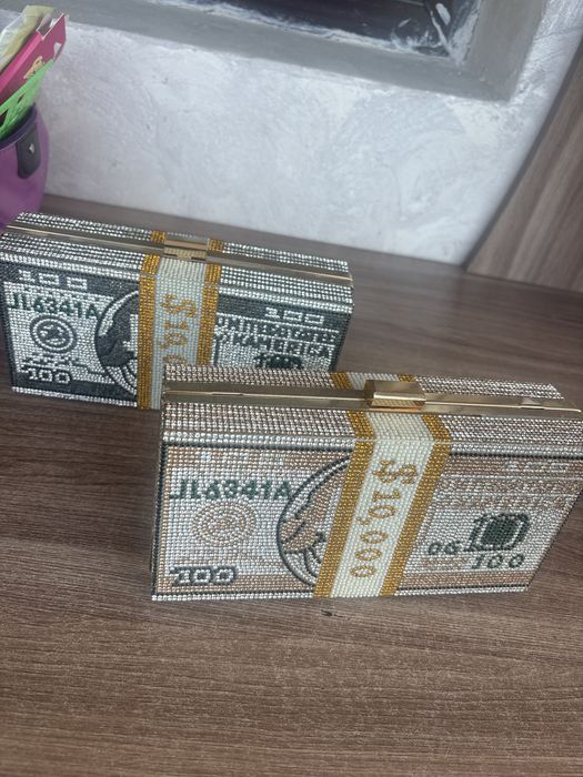 Сумкк блестящий доллар