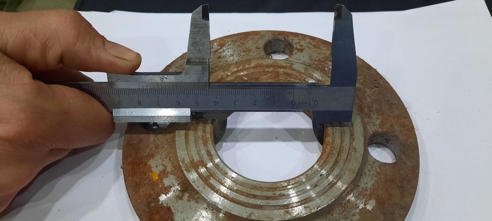 Продам железный флянец