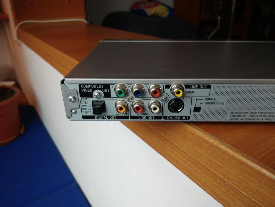 Vand DVD player Sony DVP-NS575P