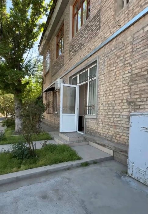 Продается нежилое помещение новомосковская