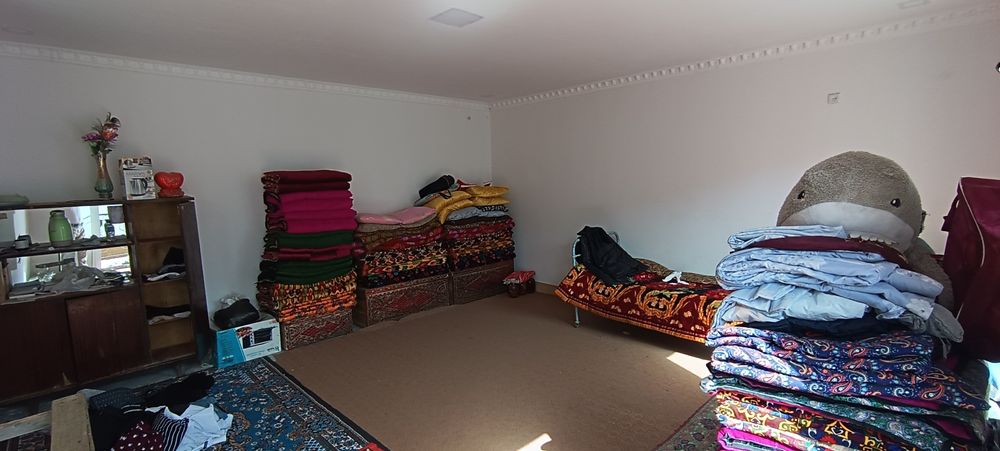 Uy sotiladi Chinoz tumanni