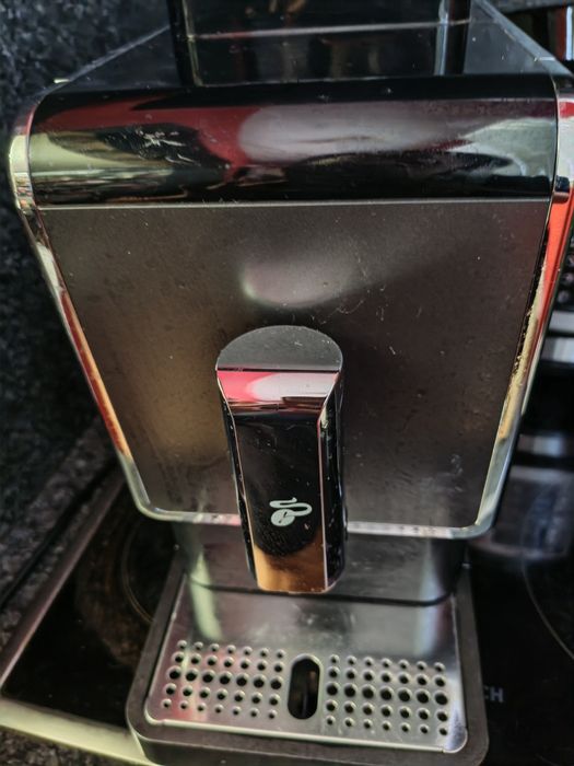 Автоматична кафемашина Tchibo Esperto Caffè – Отлично състояние