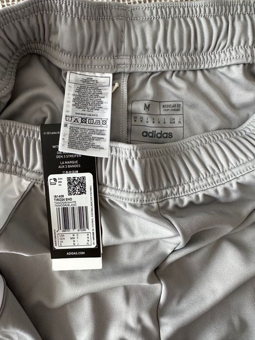 Комплект тениска и шорти adidas